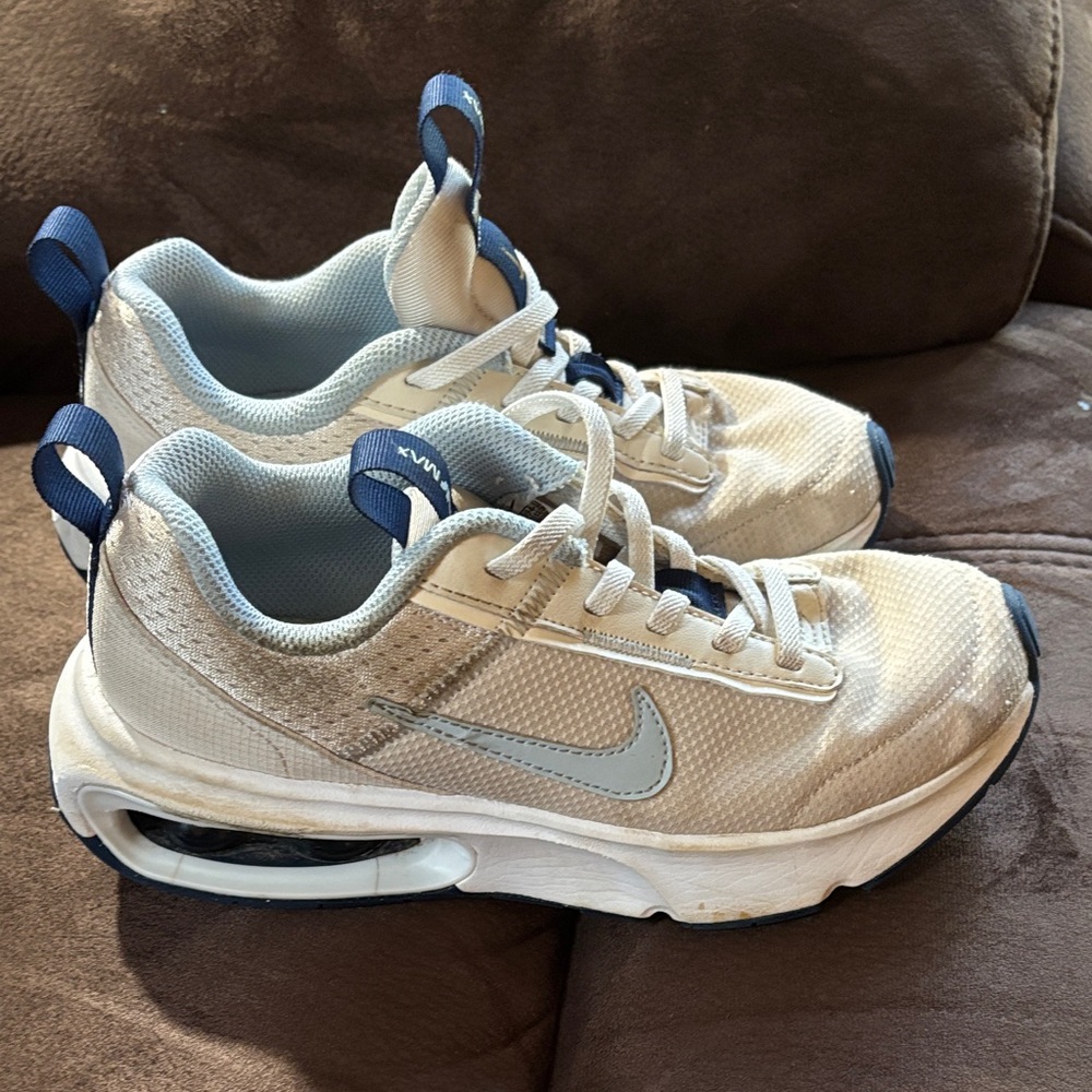 Nike Kids' Cream and Blue Sneakers